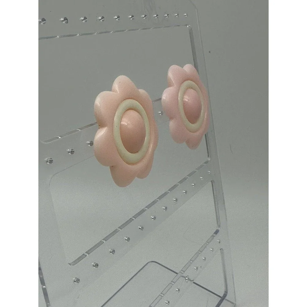 Vintage Large Pink Plastic Flower Earrings Pop Art Barbiecore - Picture 3 of 4
